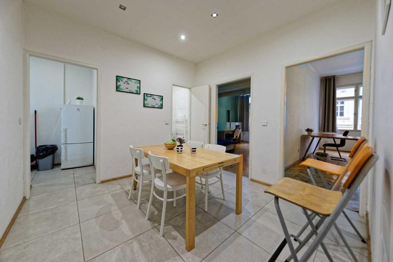 Apartments Vorsilska براغ المظهر الخارجي الصورة
