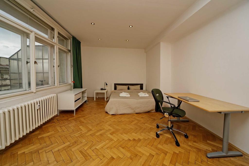 Apartments Vorsilska براغ الغرفة الصورة